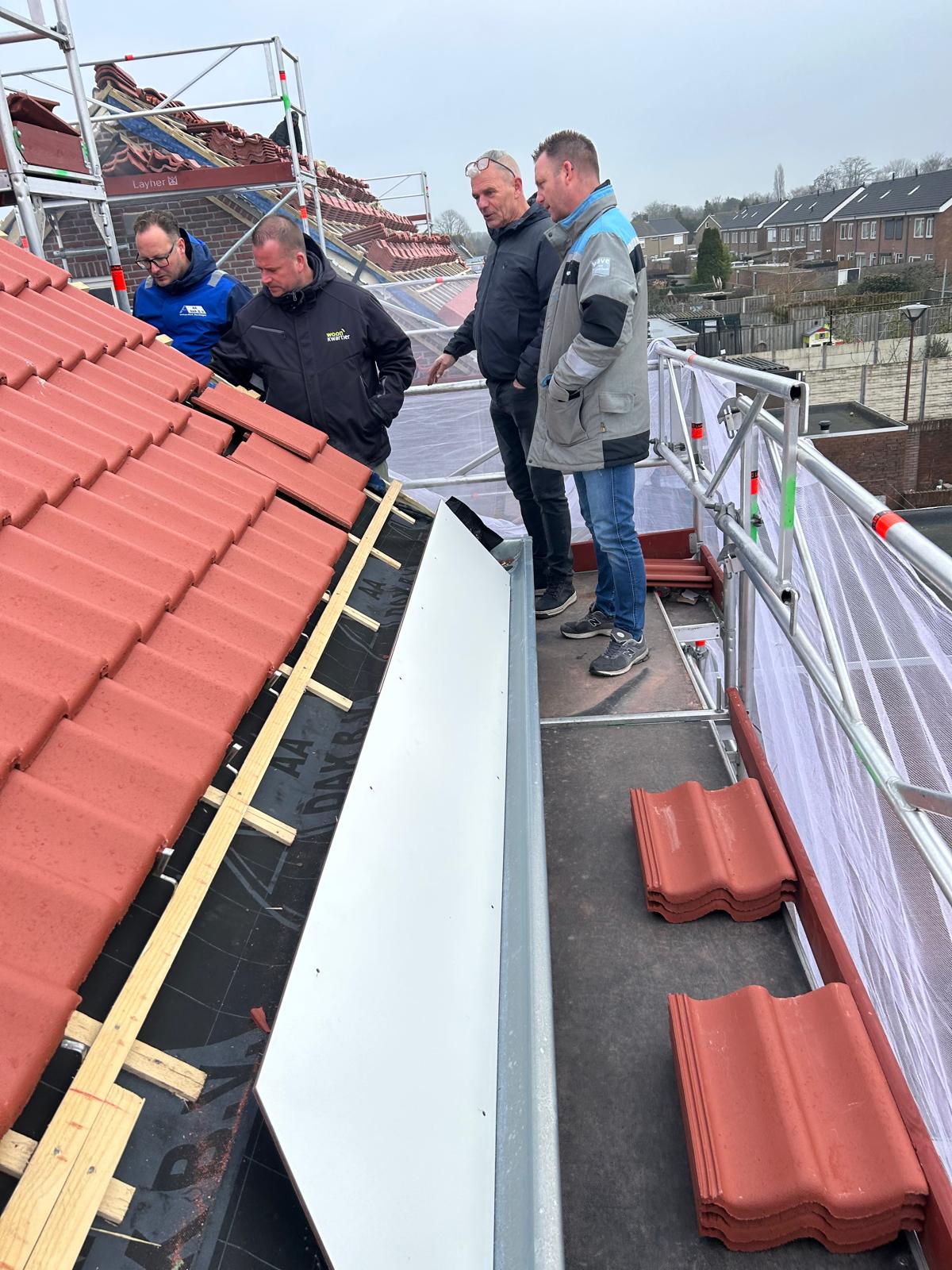 Rookproef Nederland team voert tocht detectie uit bij professionele inspectie